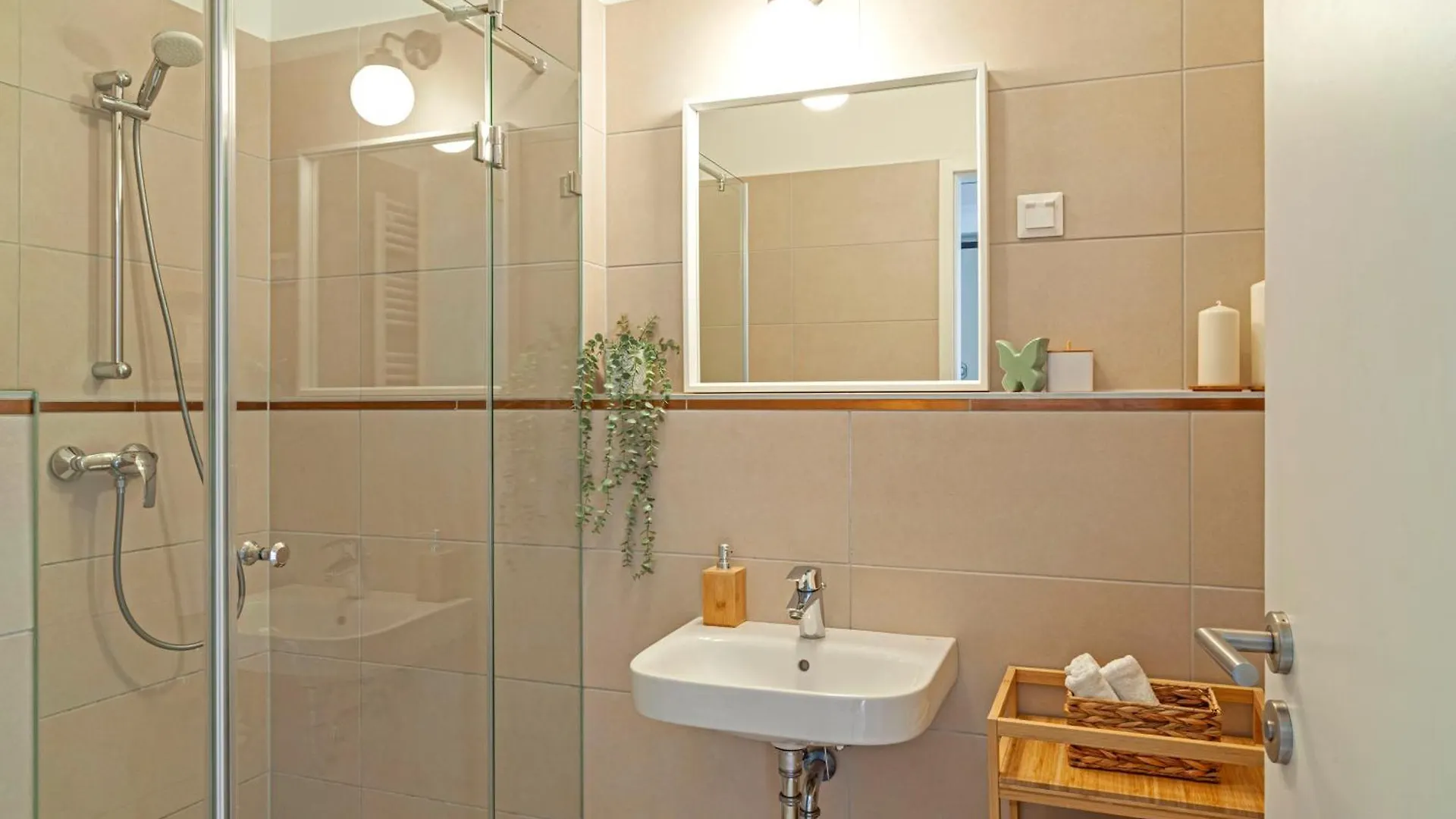 Marone Residence Apartments بودابست 0*,  المجر